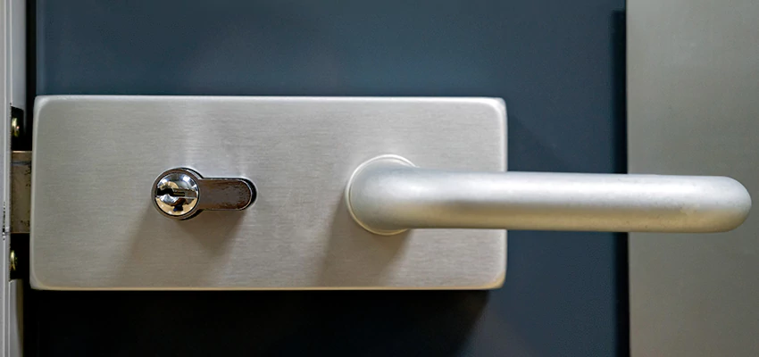 Industrial Lock And Key Repair And Installation in Country Club, CA