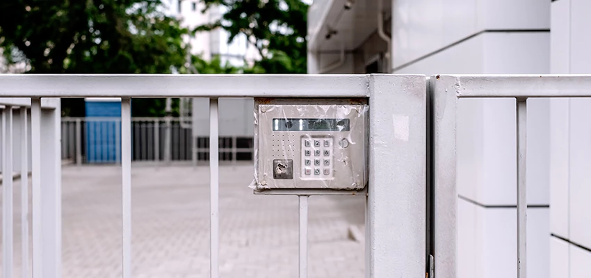 Gate Locks For Metal Gates in Country Club, California