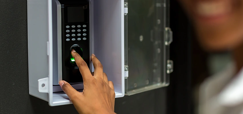 Eye Scan Biometric Entry Systems Maintenance in Country Club, California