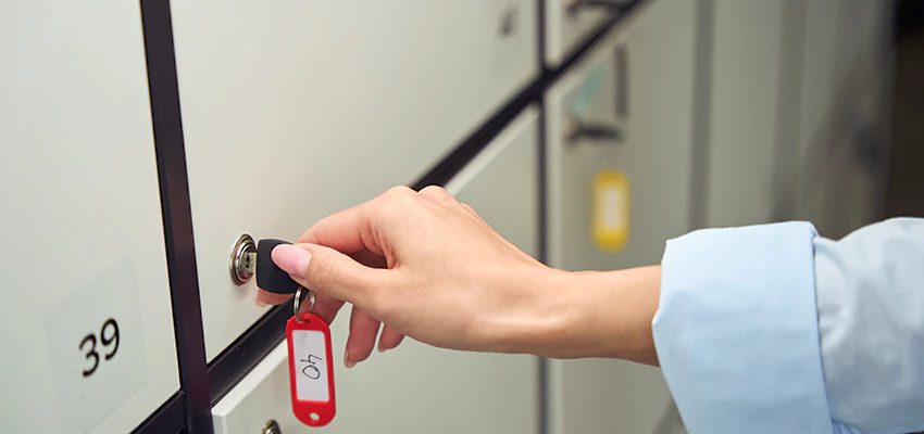 Upgrading File Cabinet Locks in Country Club, California